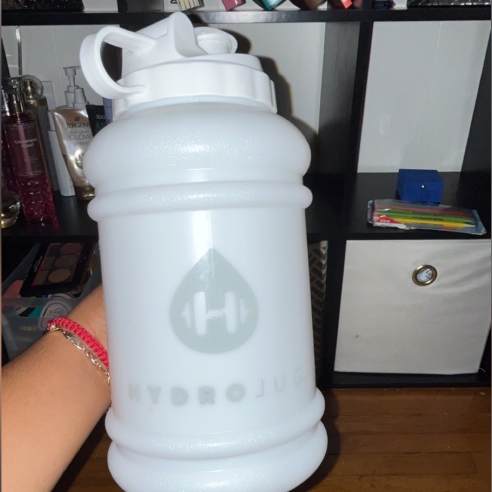 Hydrojug only used twice! Comes with a sleeve